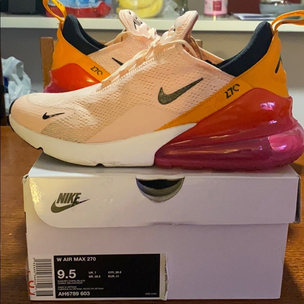 Women’s Air Max 270